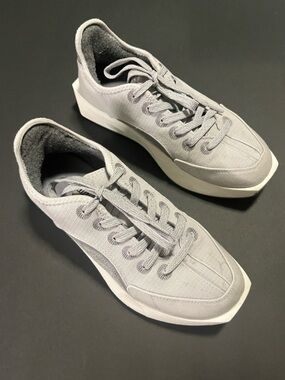 allbirds Tread Lightly Women’s Sneakers in Light Gray